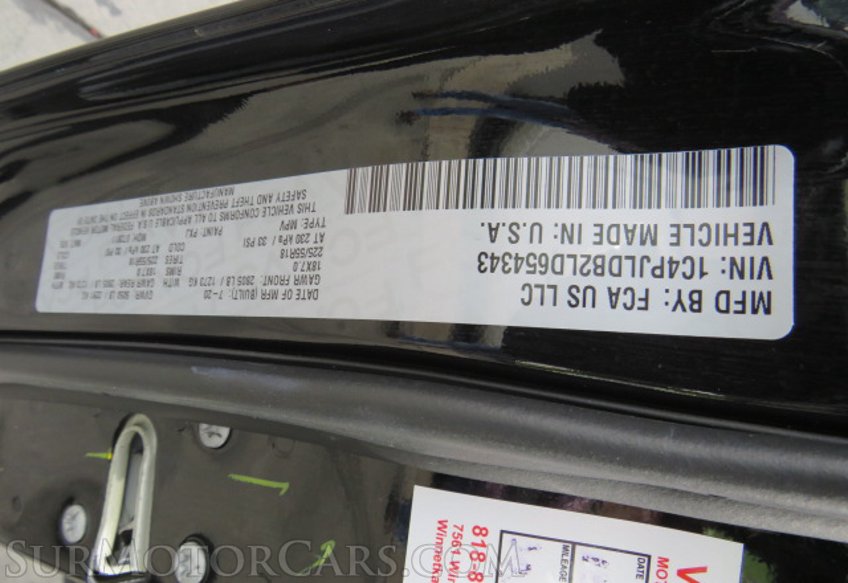 2020 Jeep Cherokee - Image 55