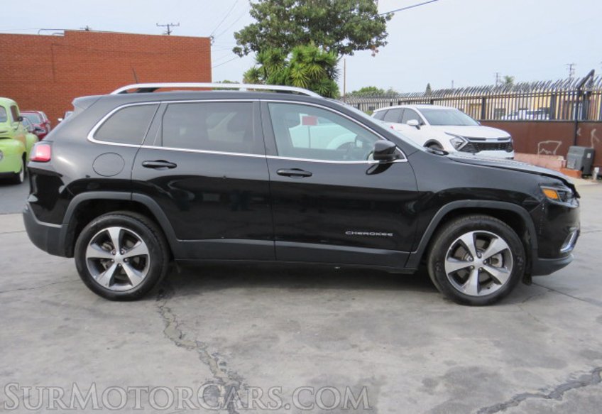 2020 Jeep Cherokee - Image 5