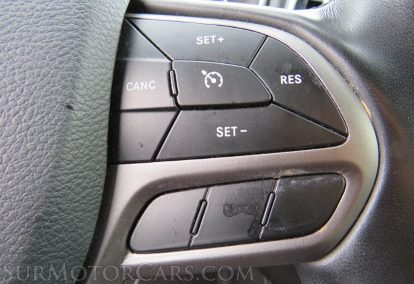 2020 Jeep Cherokee - Image 42