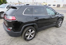 2020 Jeep Cherokee - Image 8