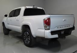 Thumbnail of 2018 Toyota Tacoma