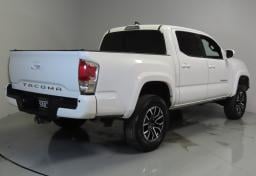 Thumbnail of 2018 Toyota Tacoma