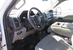 2019 Ford Super Duty F-250 SRW - Image 40