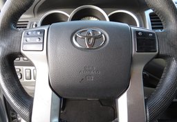 2013 Toyota Tacoma - Image 34