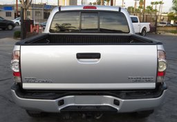 2013 Toyota Tacoma - Image 14