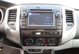 2013 Toyota Tacoma - Image 39