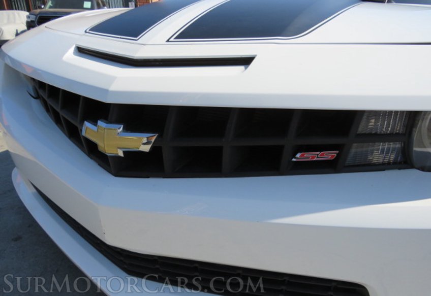 2010 Chevrolet Camaro - Image 12