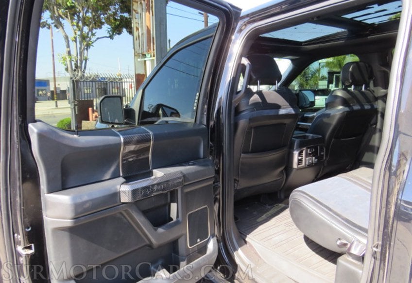 2019 Ford F-150 - Image 31