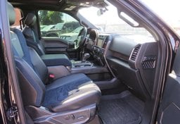 2019 Ford F-150 - Image 27