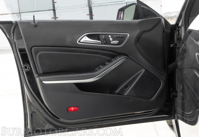 2018 Mercedes-Benz CLA - Image 13