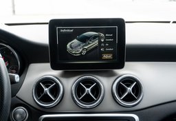 2018 Mercedes-Benz CLA - Image 28
