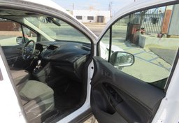 2018 Ford Transit Connect Van - Image 27