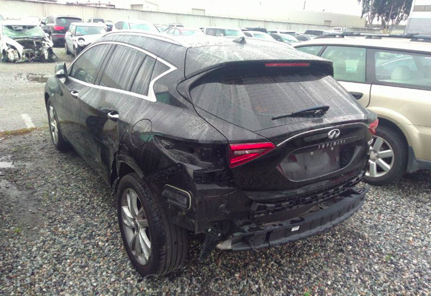 2019 Infiniti QX30 - Image 2