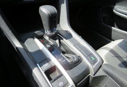 2019 Honda Civic Sedan - Image 40