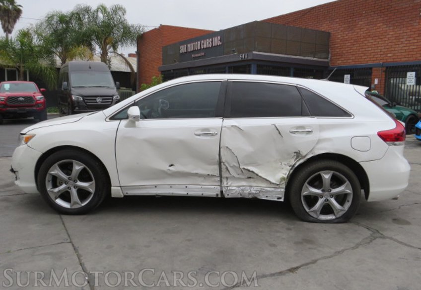 2015 Toyota Venza - Image 12