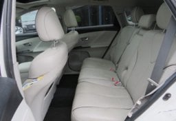 2015 Toyota Venza - Image 26