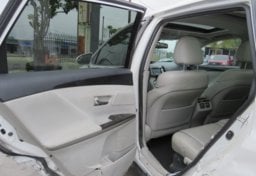 2015 Toyota Venza - Image 20