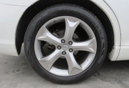 2015 Toyota Venza - Image 15