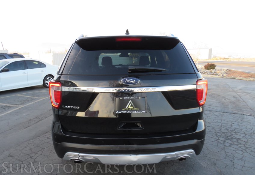 2017 Ford Explorer - Image 11