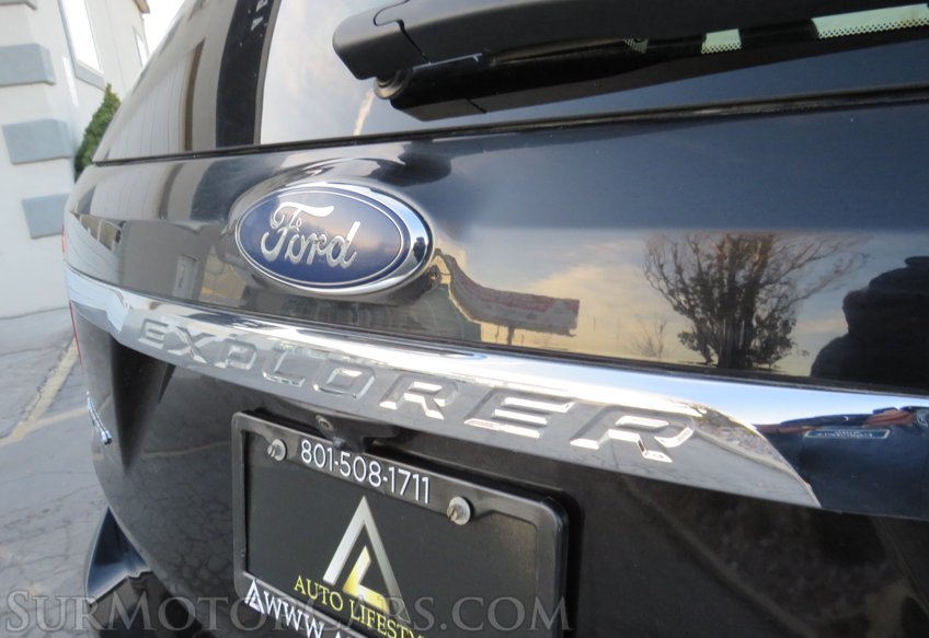 2017 Ford Explorer - Image 20