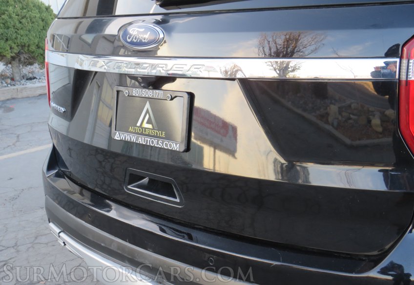 2017 Ford Explorer - Image 17