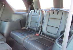 2017 Ford Explorer - Image 29