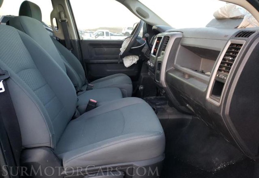 2017 Ram 2500 - Image 5