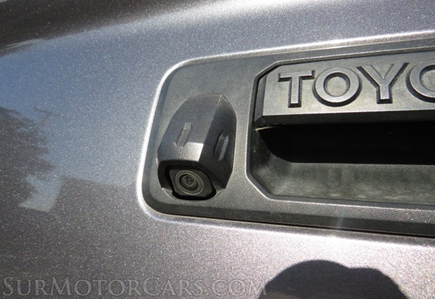 2018 Toyota Tundra - Image 14