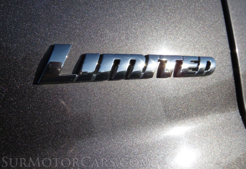 2018 Toyota Tundra - Image 31