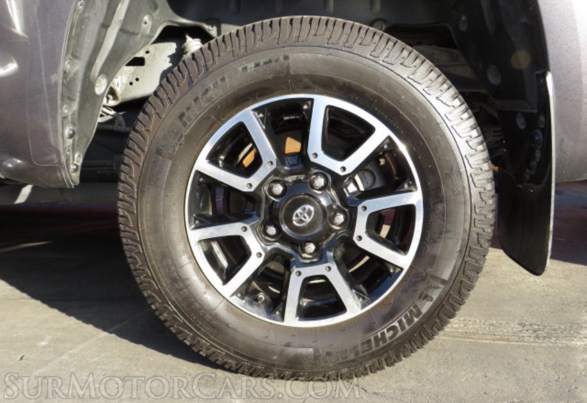 2018 Toyota Tundra - Image 11