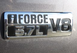 2018 Toyota Tundra - Image 29