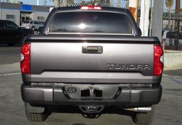 2018 Toyota Tundra - Image 12