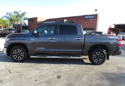 2018 Toyota Tundra - Image 5