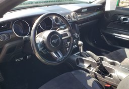 2019 Ford Mustang - Image 22