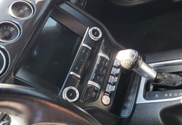 2019 Ford Mustang - Image 38