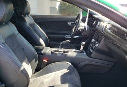 2019 Ford Mustang - Image 27