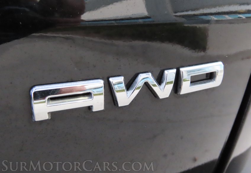 2025 Ford Escape AWD ST-Line - Image 18