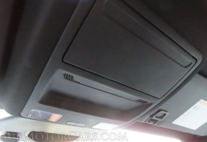 2025 Ford Escape AWD ST-Line - Image 41