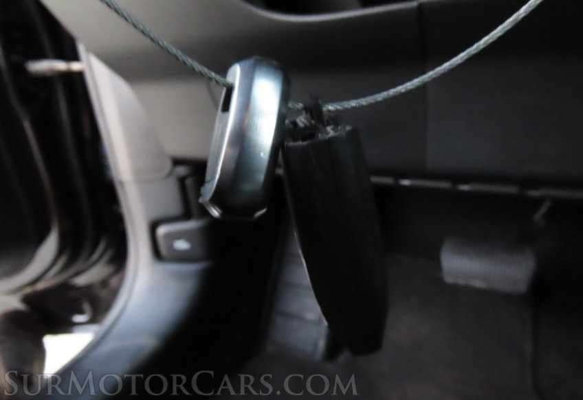 2025 Ford Escape AWD ST-Line - Image 42