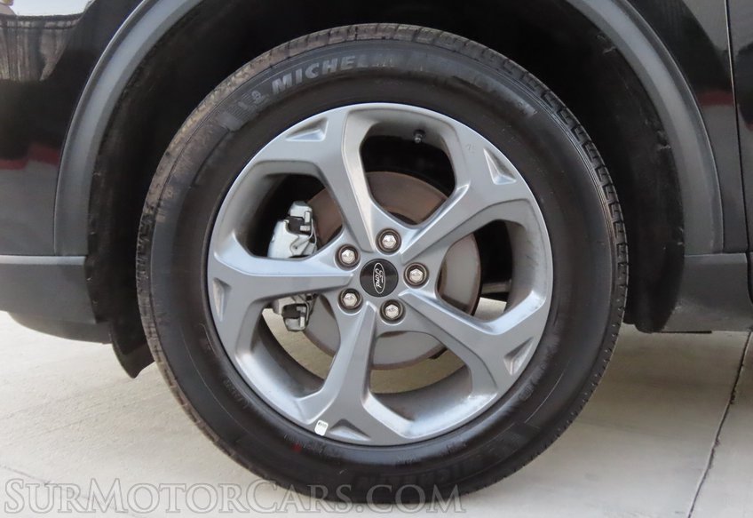 2025 Ford Escape AWD ST-Line - Image 50