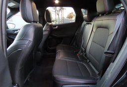 2025 Ford Escape AWD ST-Line - Image 25