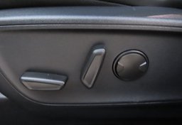 2025 Ford Escape AWD ST-Line - Image 49