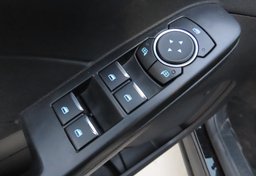 2025 Ford Escape AWD ST-Line - Image 48