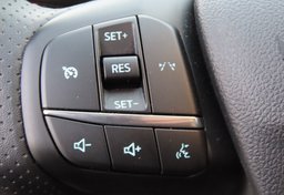 2025 Ford Escape AWD ST-Line - Image 31