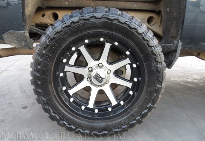 2017 Chevrolet Silverado 1500 - Image 11