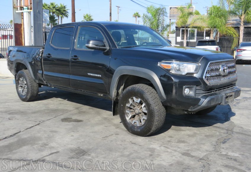 2017 Toyota Tacoma - Image 4
