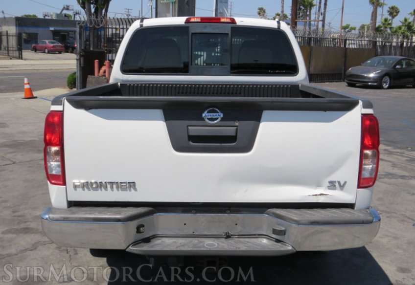2014 Nissan Frontier - Image 11