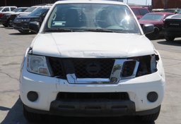 2014 Nissan Frontier - Image 12