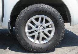 2014 Nissan Frontier - Image 19