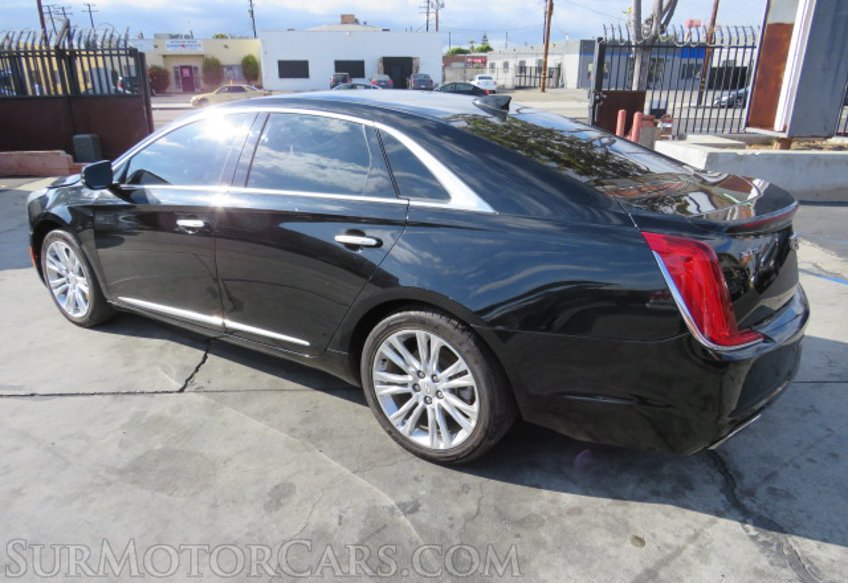 2018 Cadillac XTS - Image 10